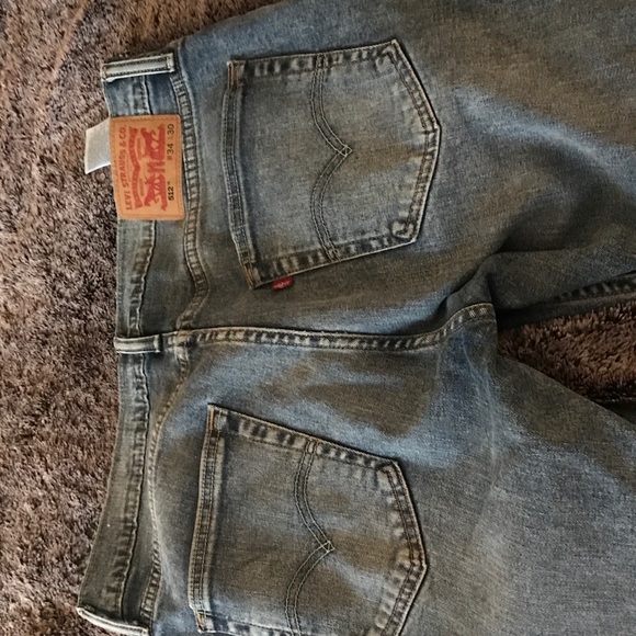 LEVI mens jeans 512 - Picture 2 of 3